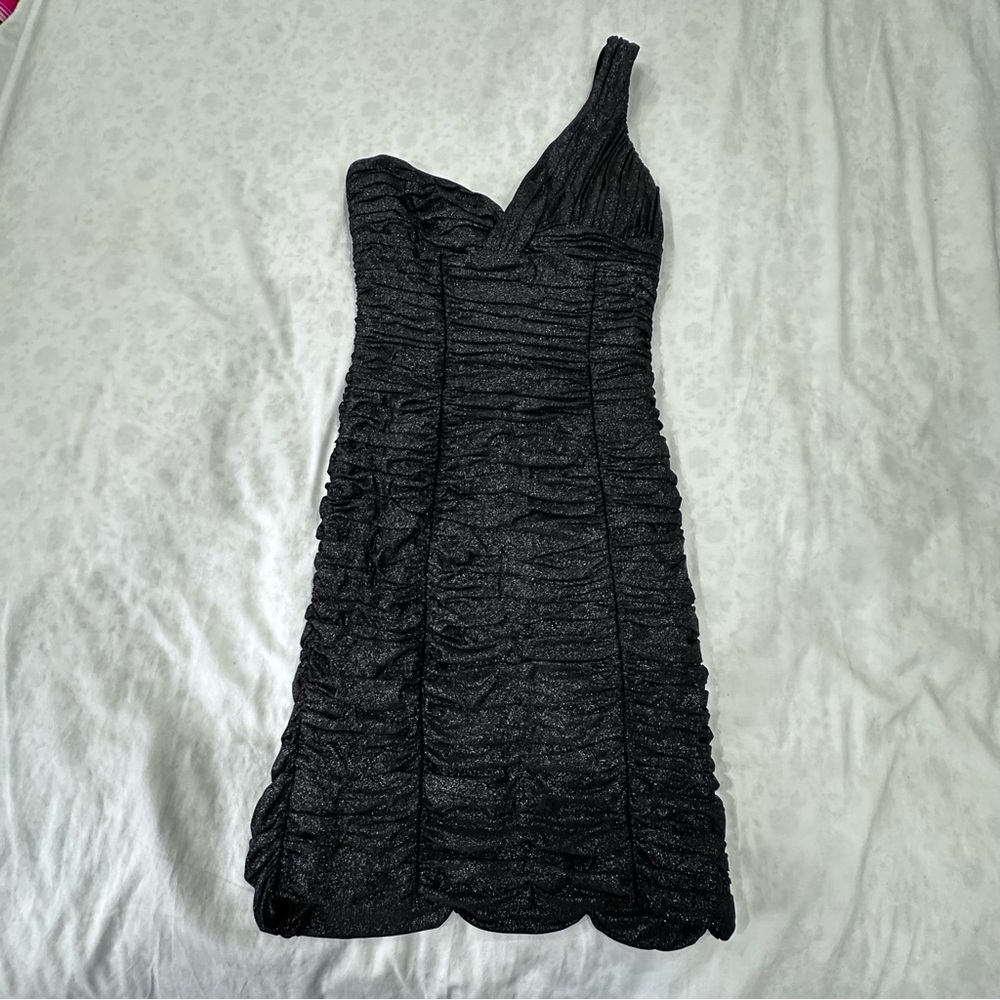 Laundry By Shelli Segal Elegant Black One-Shoulder Dress Ruching Lined Size 8